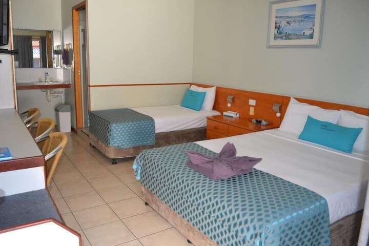 Room 9 of 43