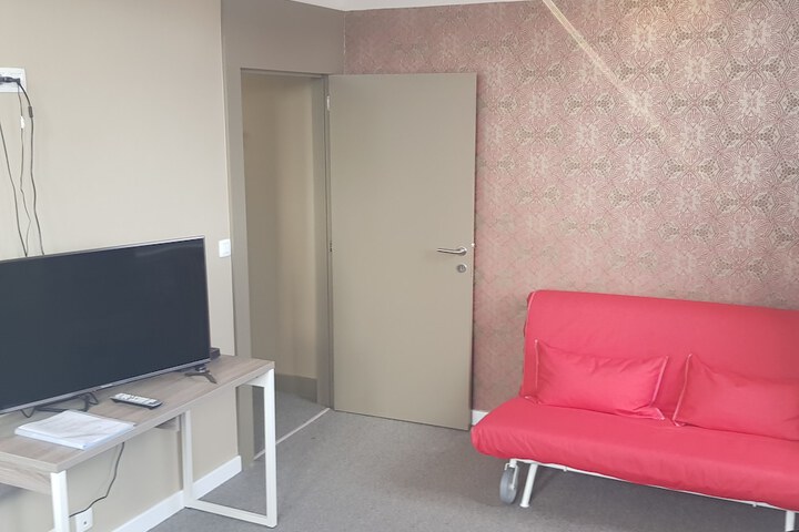 Room 30 of 64