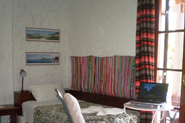 Room 35 of 79
