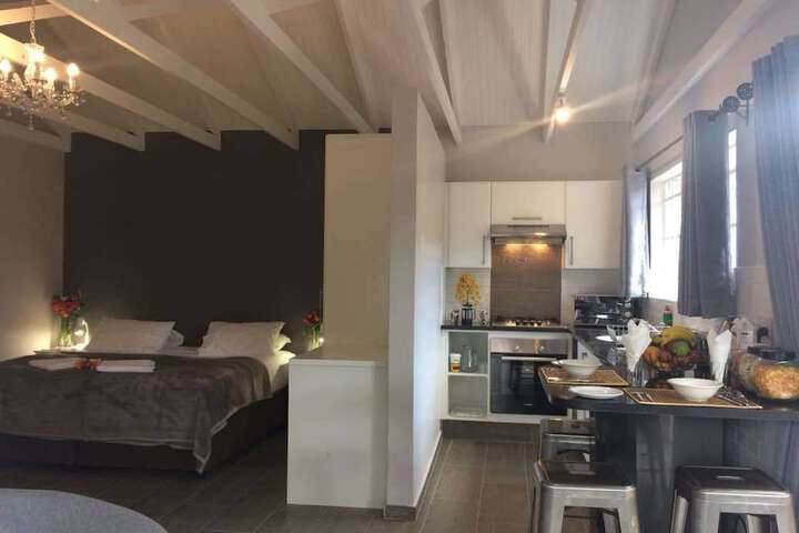 Room 17 of 52