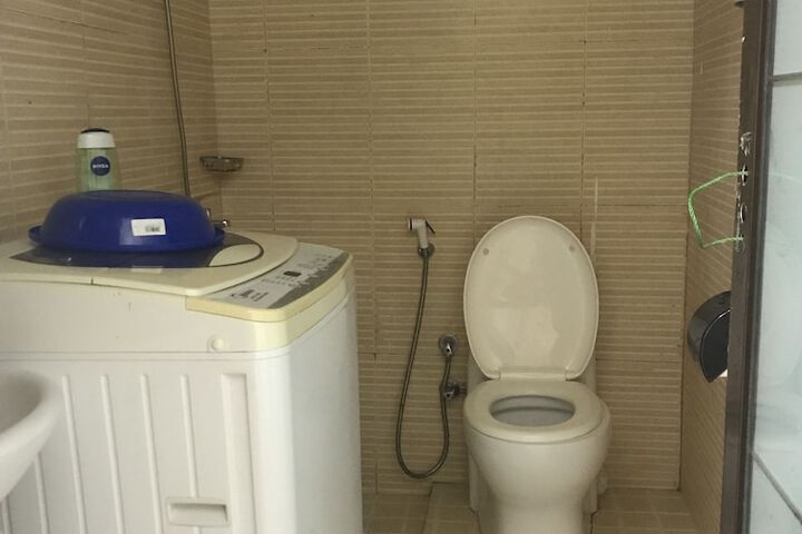Room 20 of 53