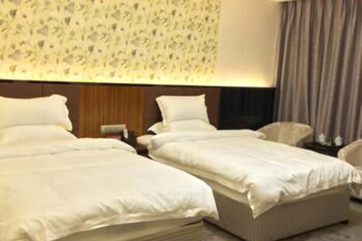 Tengchong Royal Orchid Boutique Hotel