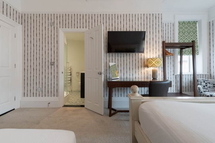 Room 31 of 56