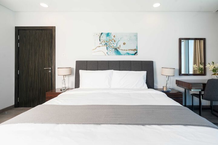 Room 16 of 103