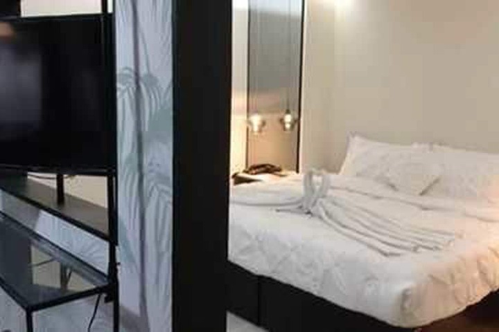 Room 46 of 78