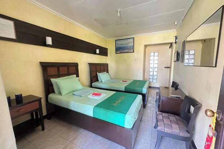 Room 12 of 51