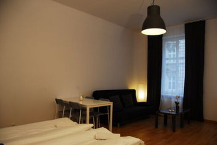 Room 42 of 73