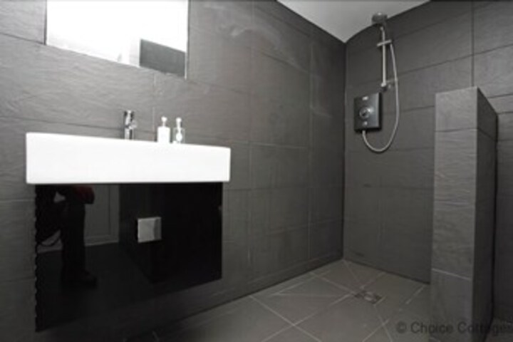 Room 5 of 51
