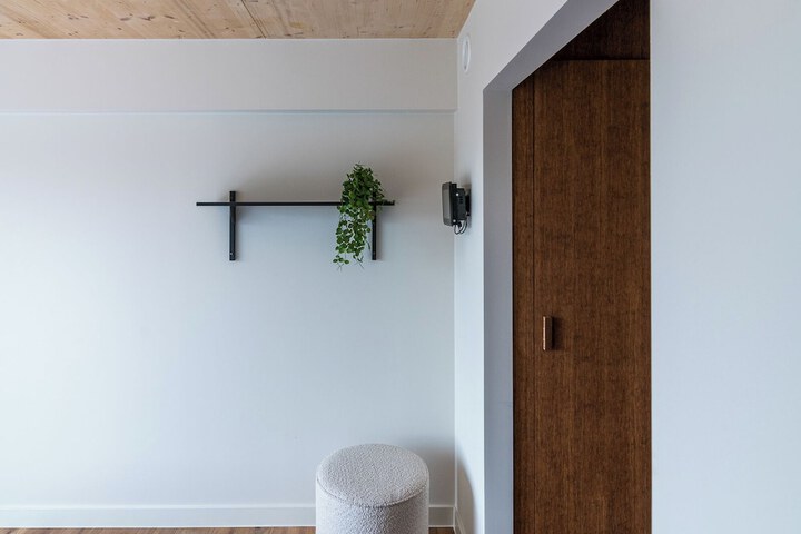 Room 5 of 25