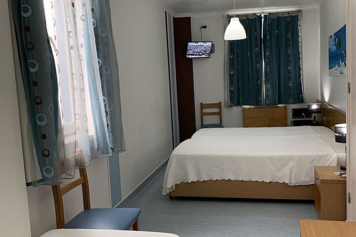 Room 47 of 85