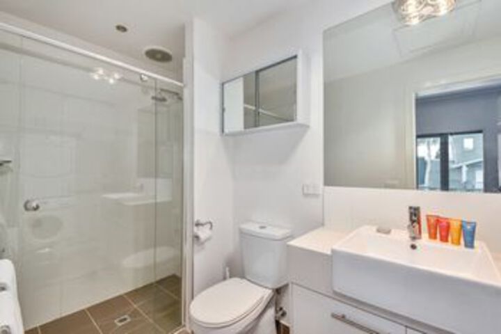 Room 2 of 14