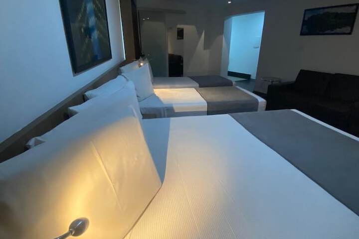 Room 46 of 99