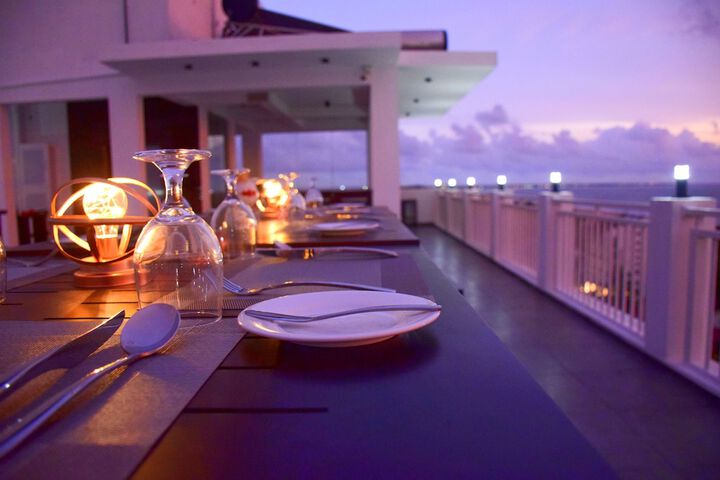 Dining 64 of 73