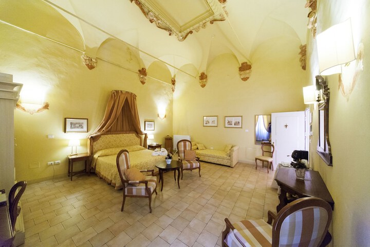 Room 7 of 29