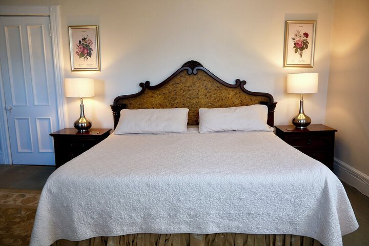 Room 32 of 58