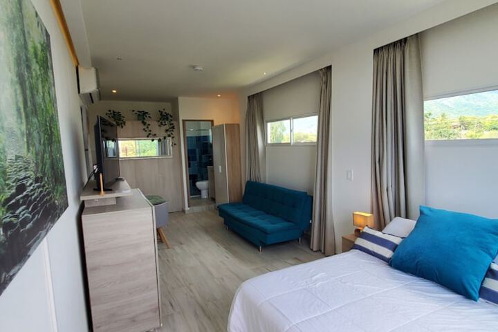 Room 29 of 102