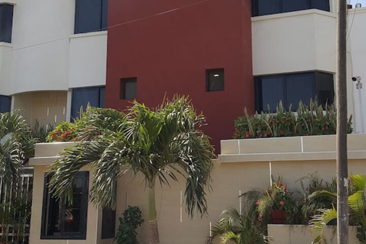 Hotel 90 of 90
