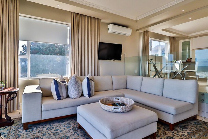 Room 15 of 49