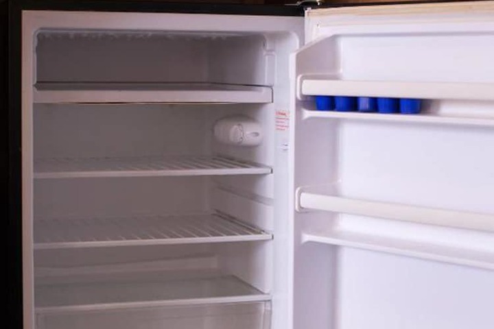 Mini-refrigerator