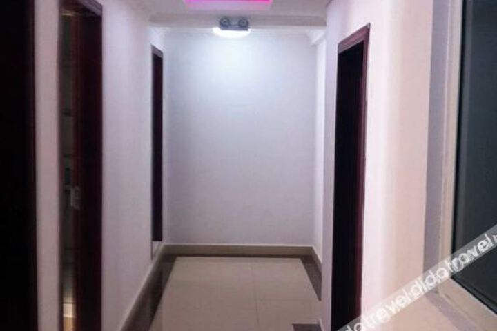Yalongwan Hotel