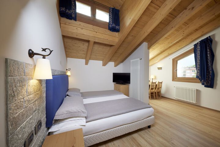 Room 20 of 73
