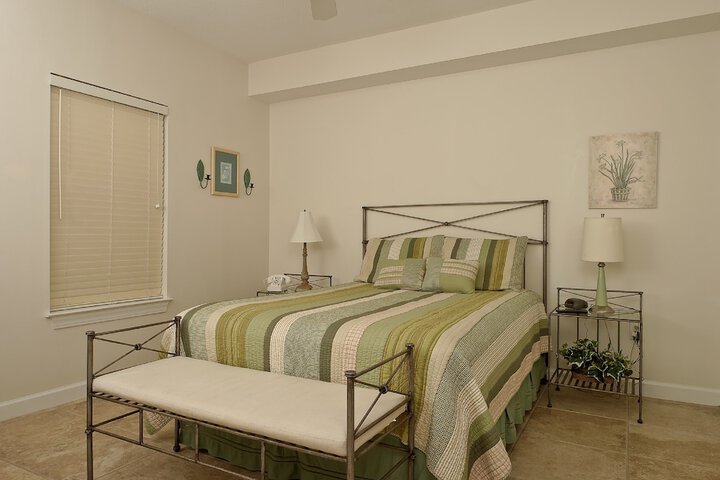 Room 5 of 47
