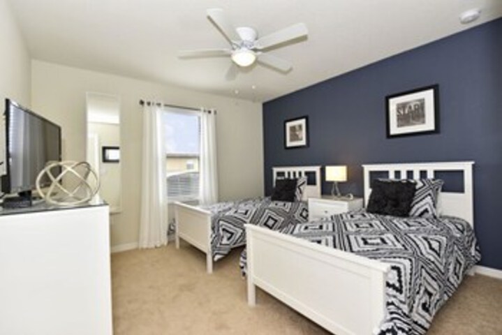 Room 34 of 46