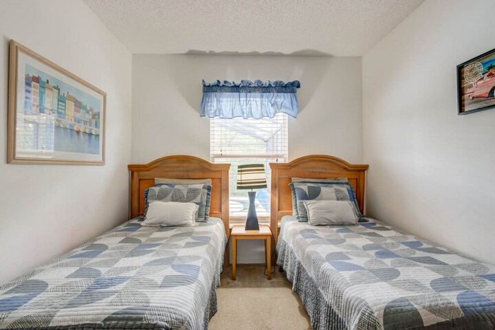 Room 6 of 21