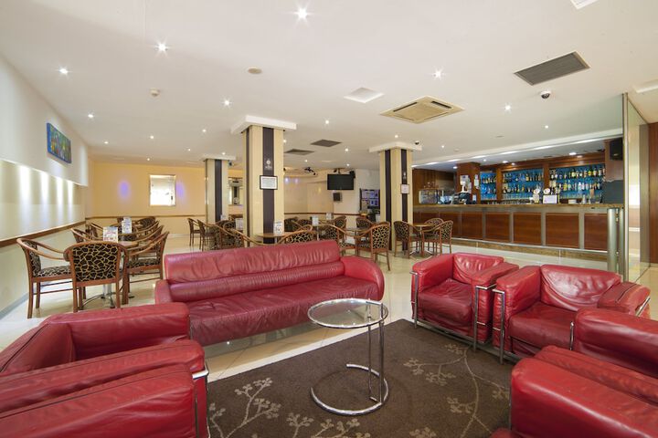 Guest Lobby