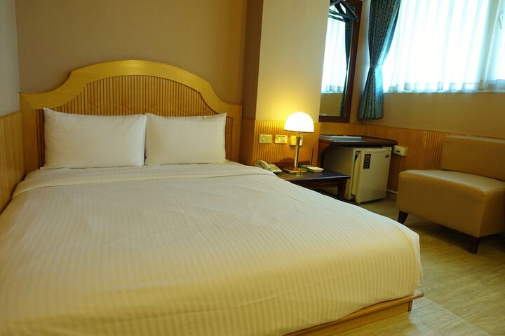 Room 7 of 41