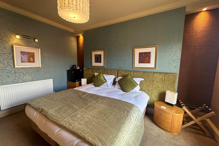 Room 21 of 46