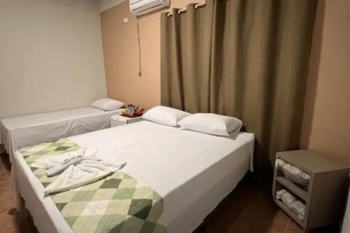 Room 3 of 17