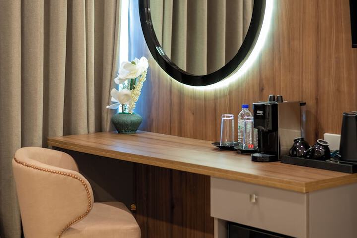 Room 29 of 74