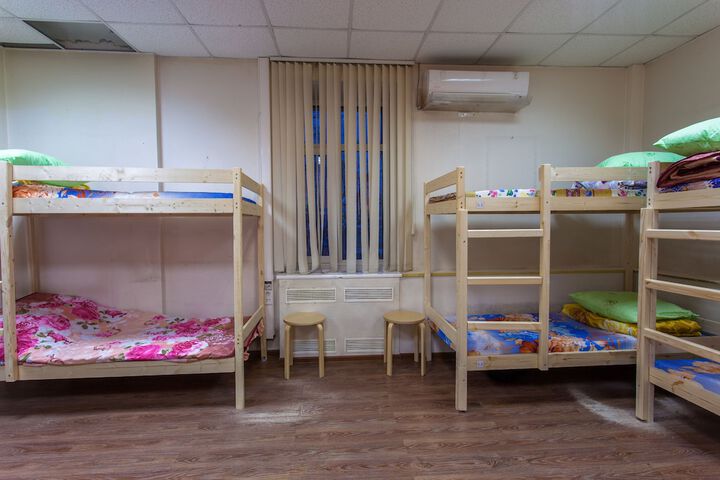 Room 2 of 4