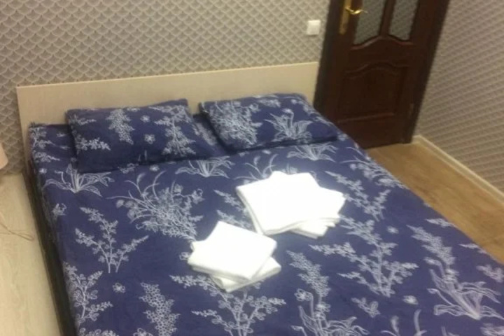 Room 2 of 14