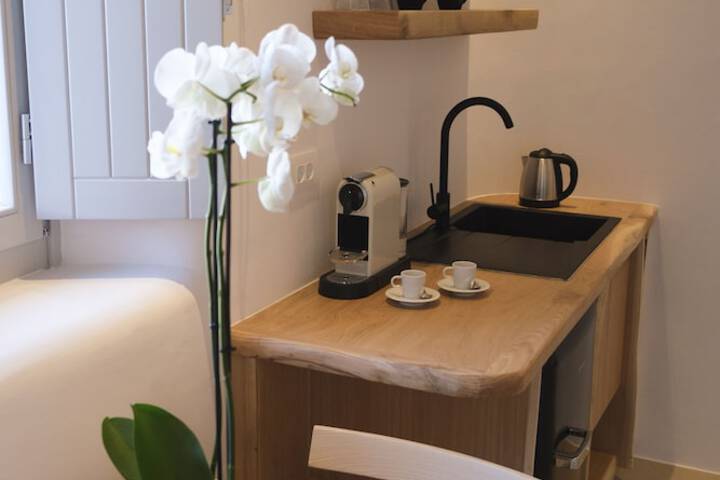 Breakfast/Coffee Service 34 of 62