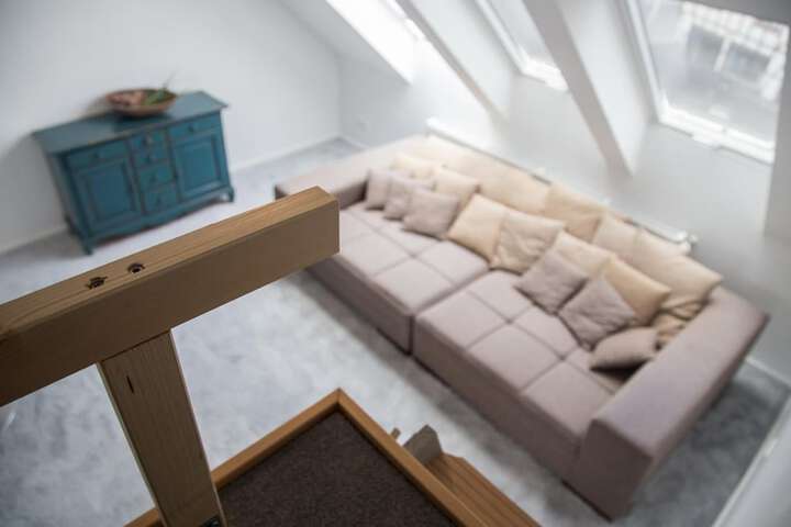Room 18 of 53
