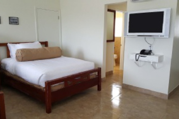 Room 572 of 695