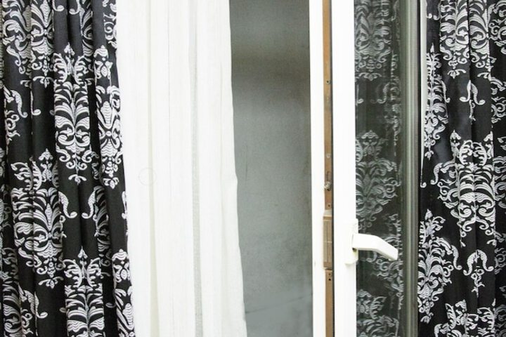 Room 30 of 37