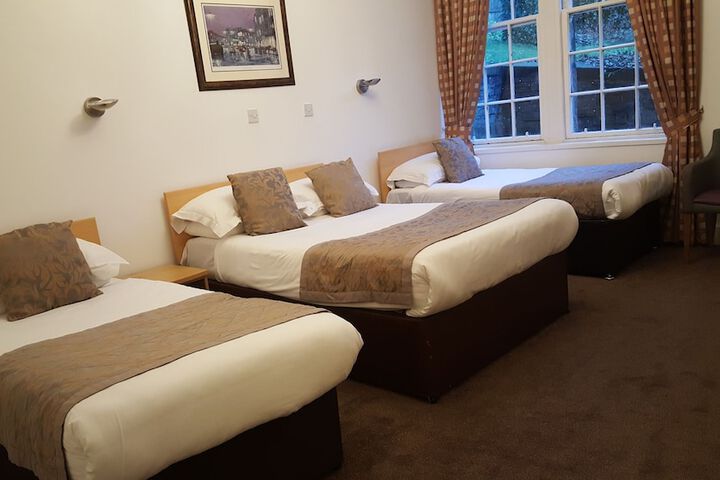 Room 15 of 79