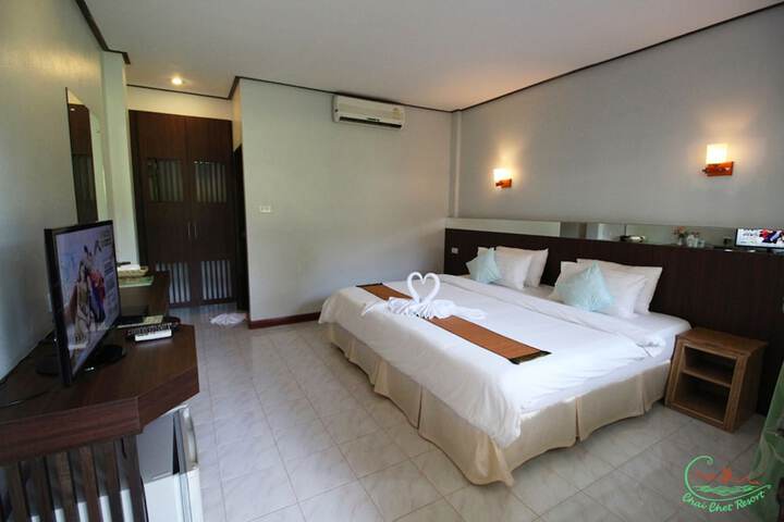 Room 21 of 46