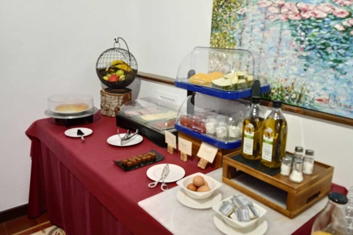 Dining 95 of 123