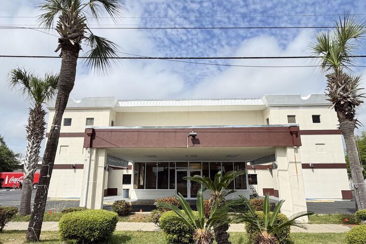 Exterior of Baymont by Wyndham Pensacola at NAS Corry
