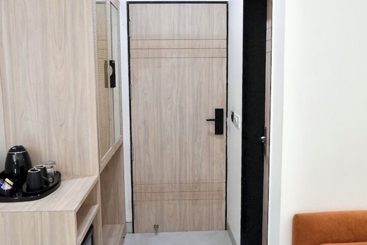 Room 30 of 67
