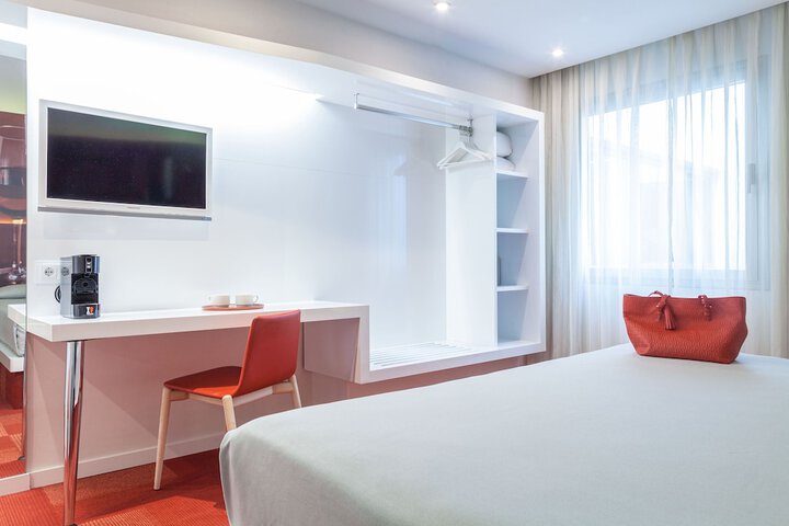 Room 30 of 130