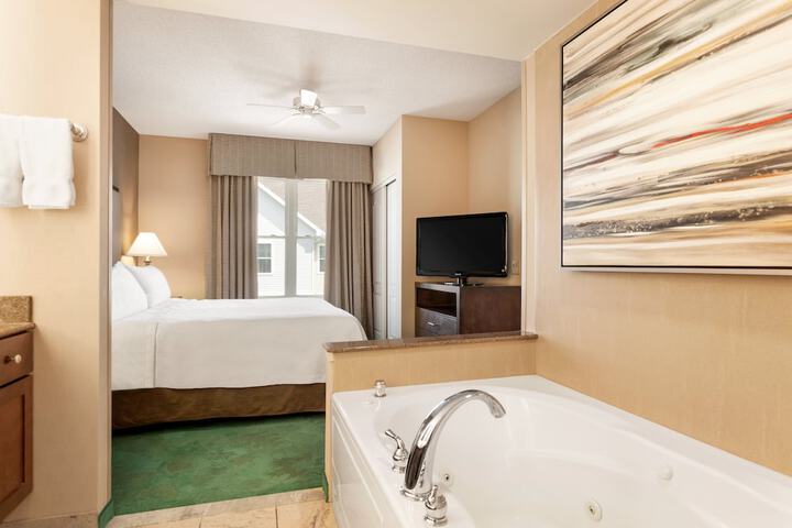 Jetted tub