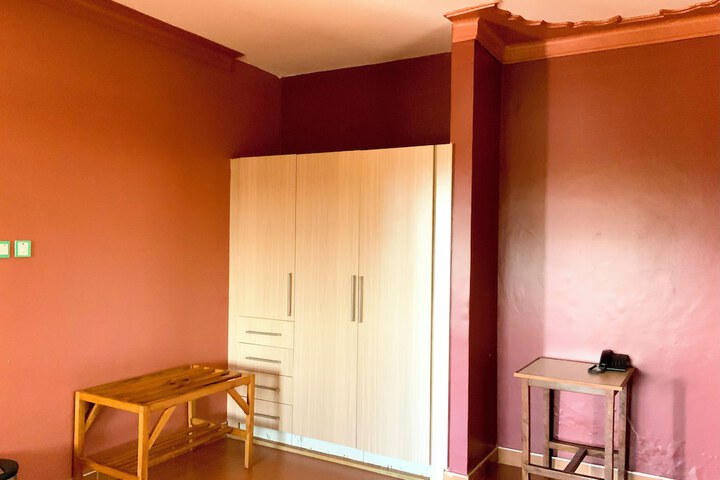 Room 41 of 226