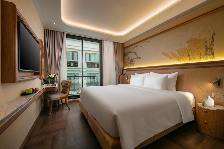Room 26 of 74