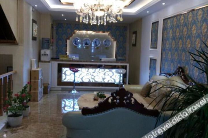 Hotel Interior 9 of 11