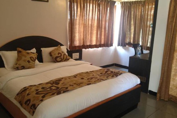 Room 10 of 52